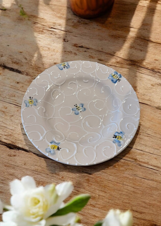 Bee Round 6" Round Plate