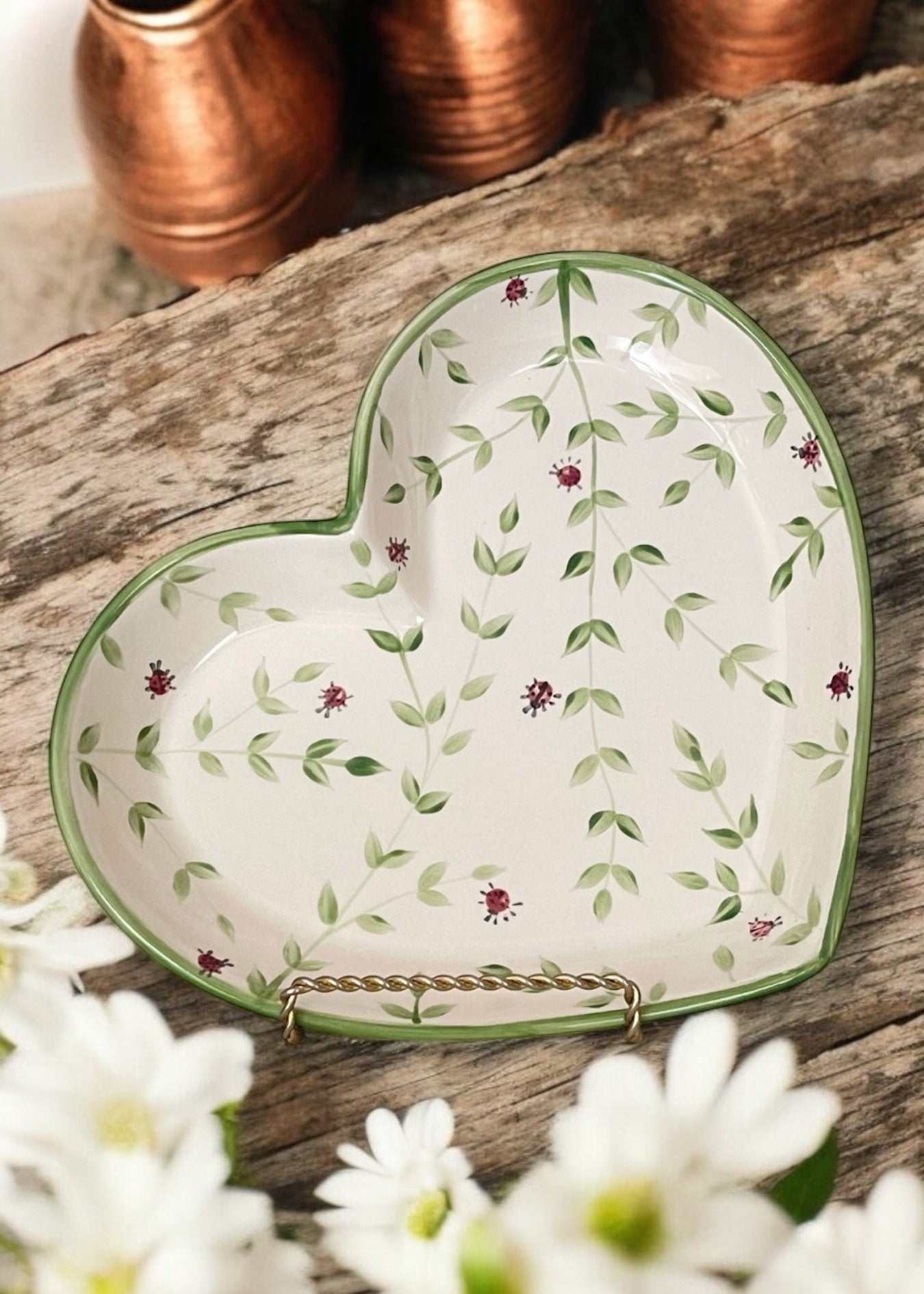 Green leaf ceramic heart plate 