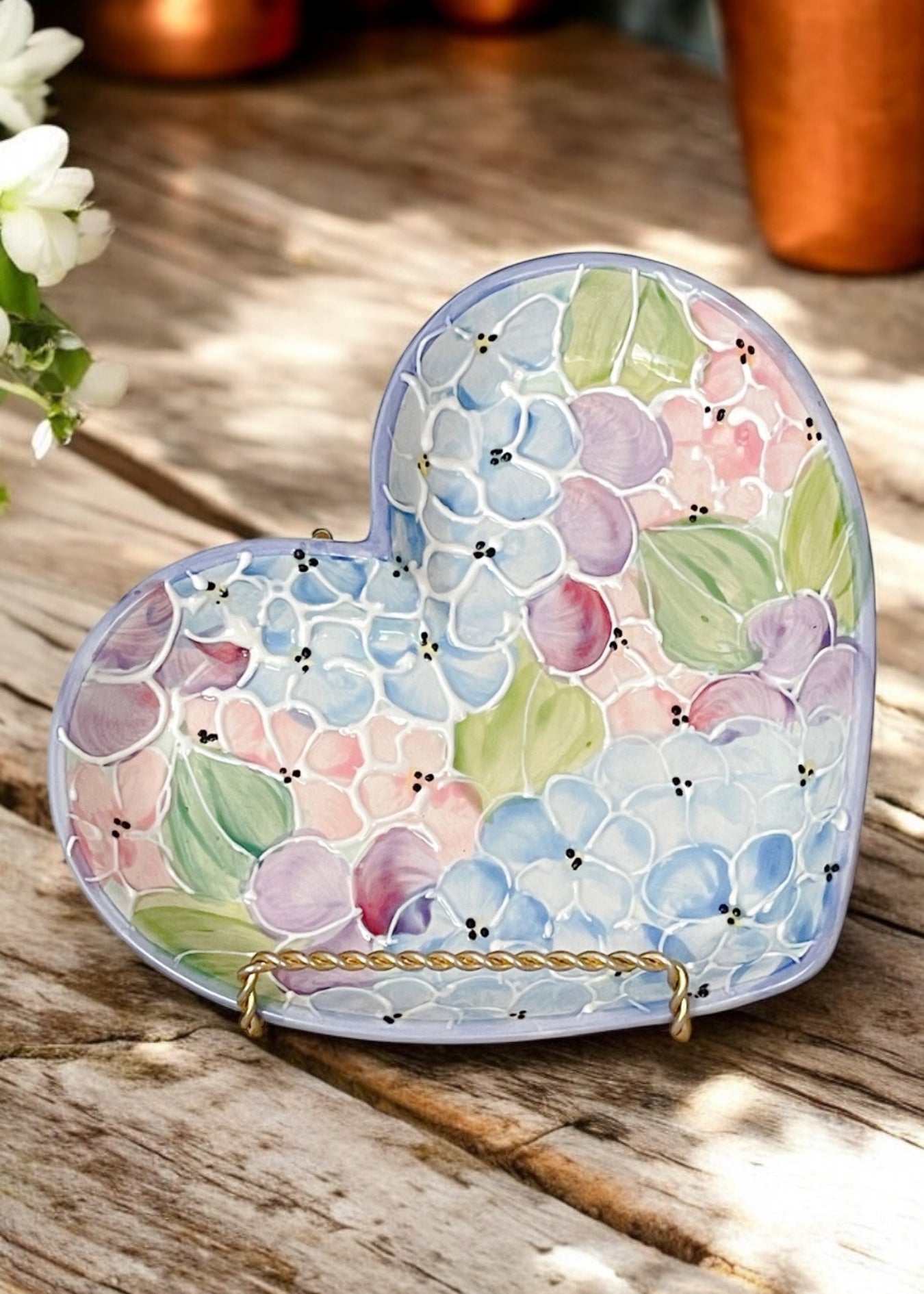 Hydrangea painted heart plate 