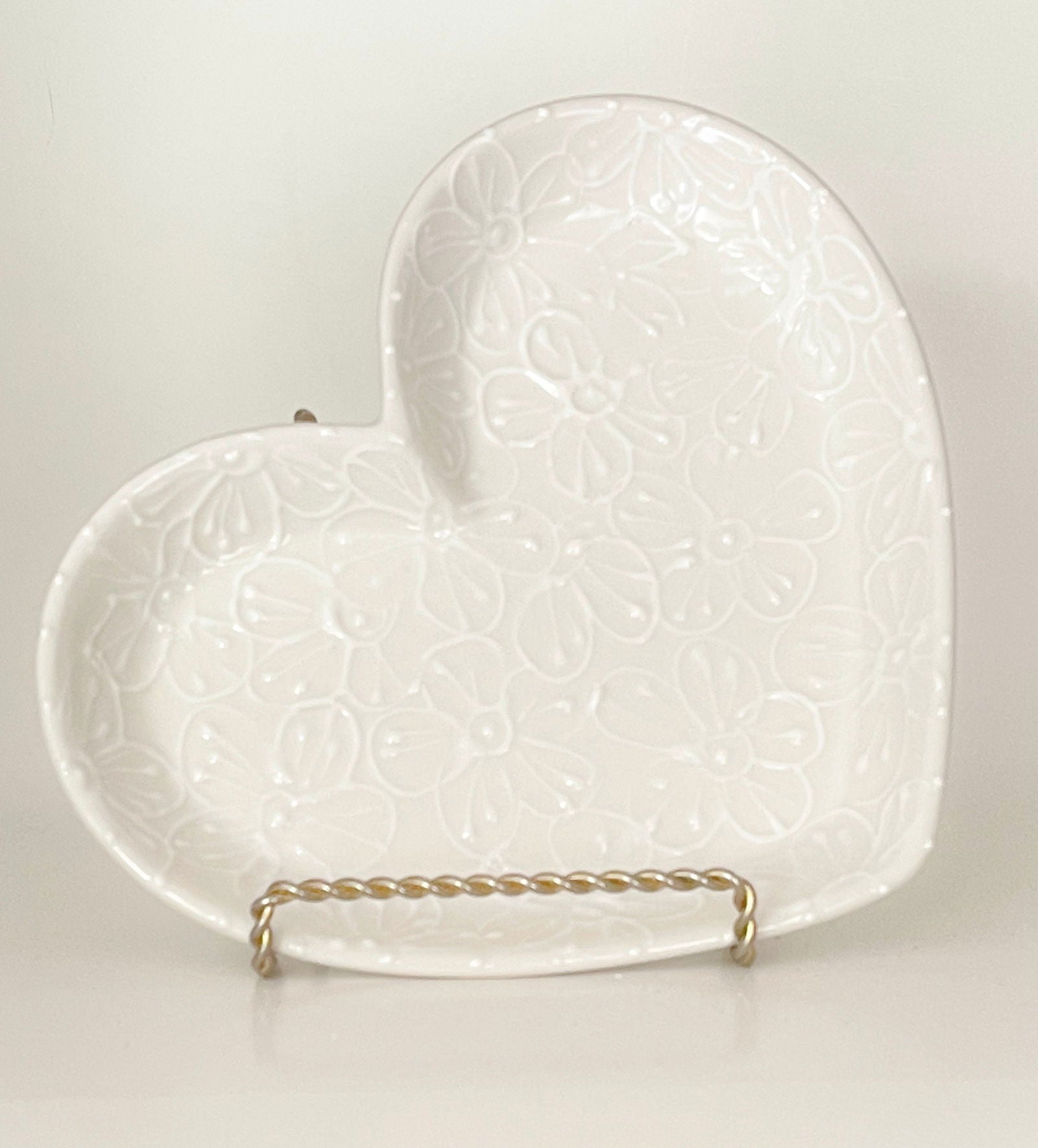 Medium Heart - LadybirdCeramics