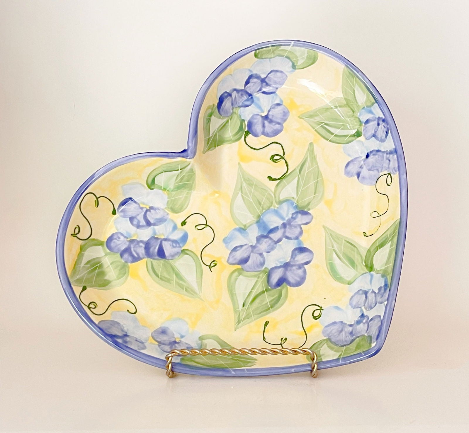 Medium Heart - LadybirdCeramics