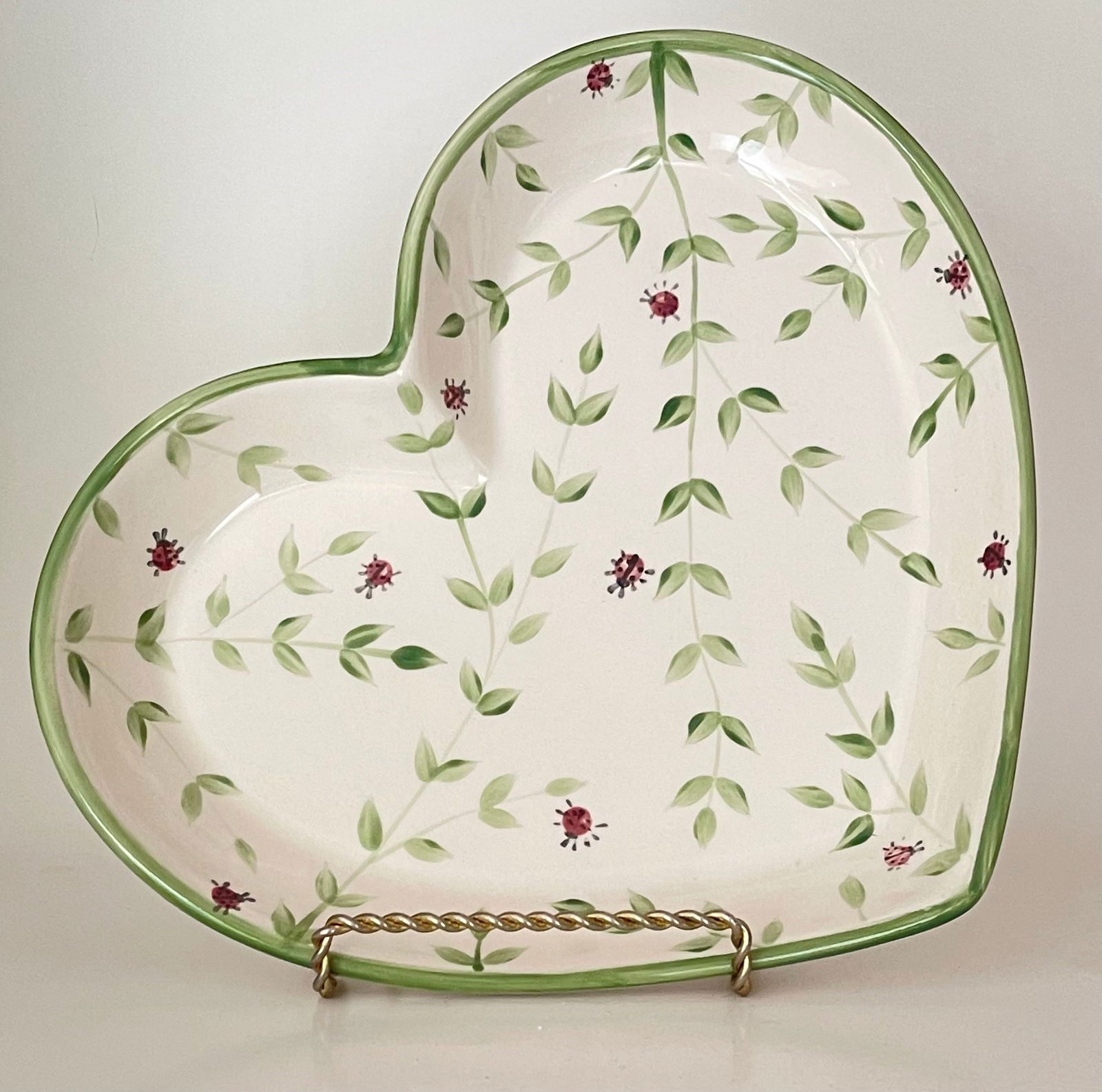 Medium Heart - LadybirdCeramics