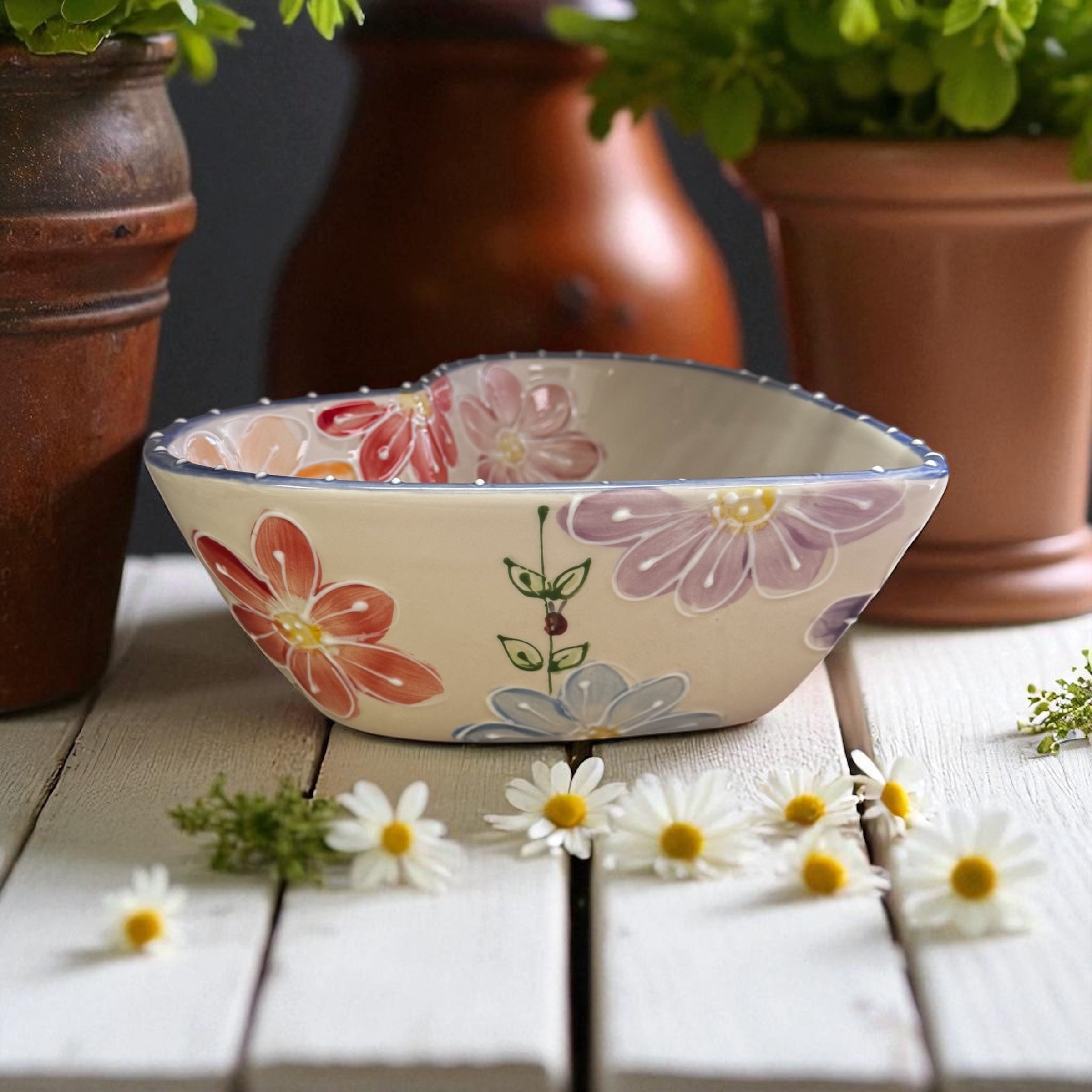 new daisy floral painted heart shaped ceramic bowl