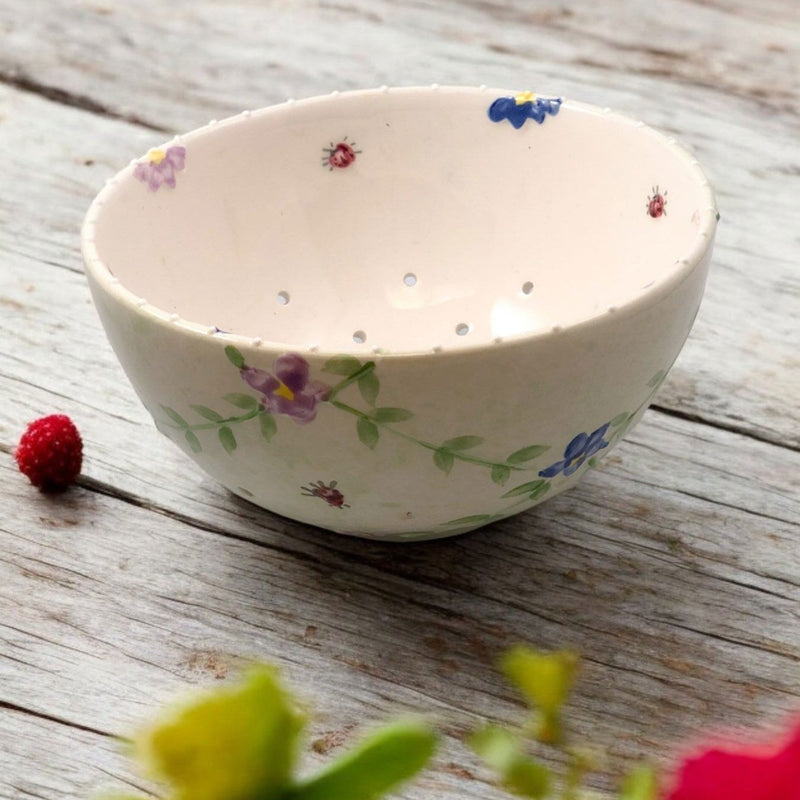 Small Berry Bowl - LadybirdCeramics