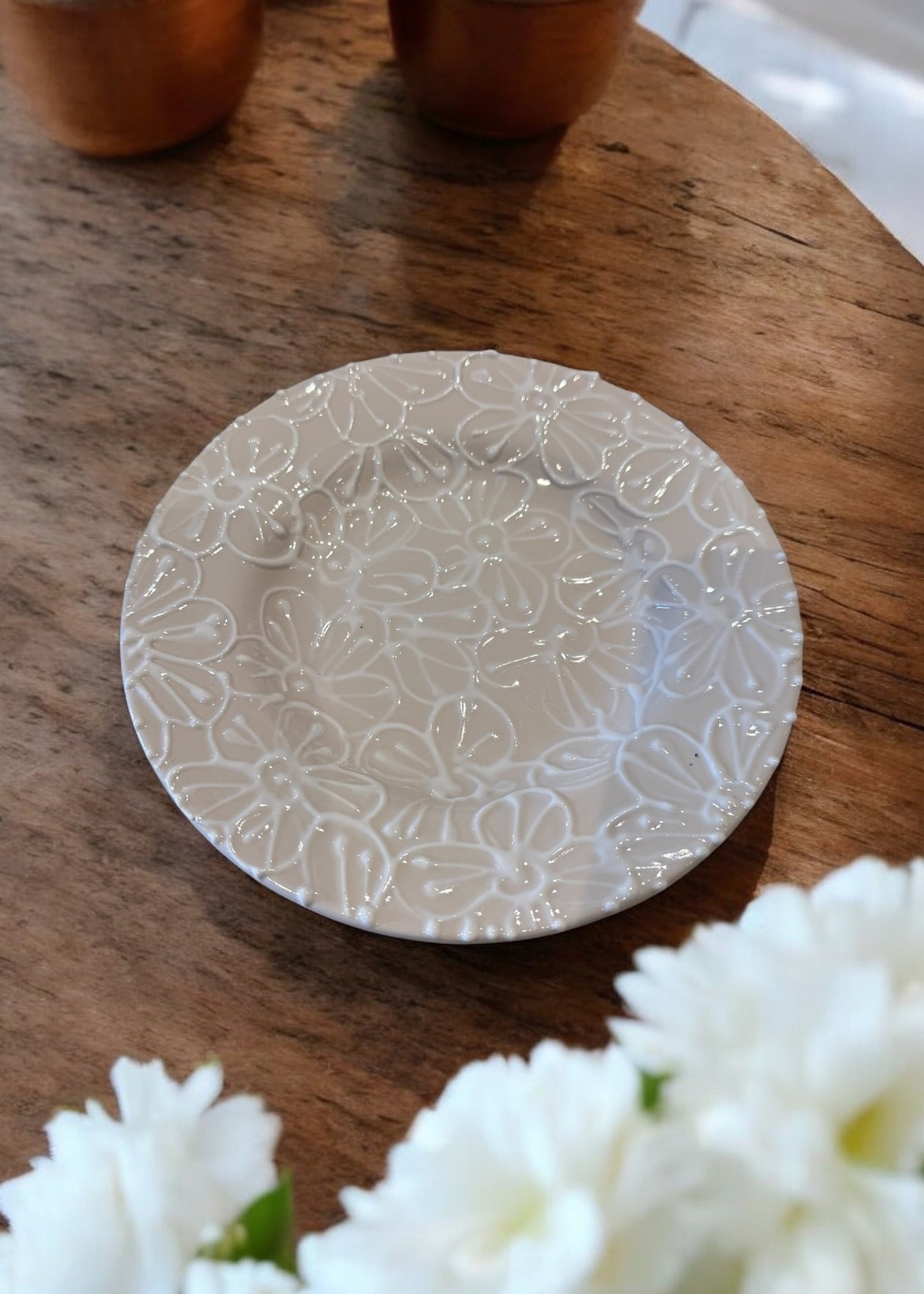White Round 6" Plate